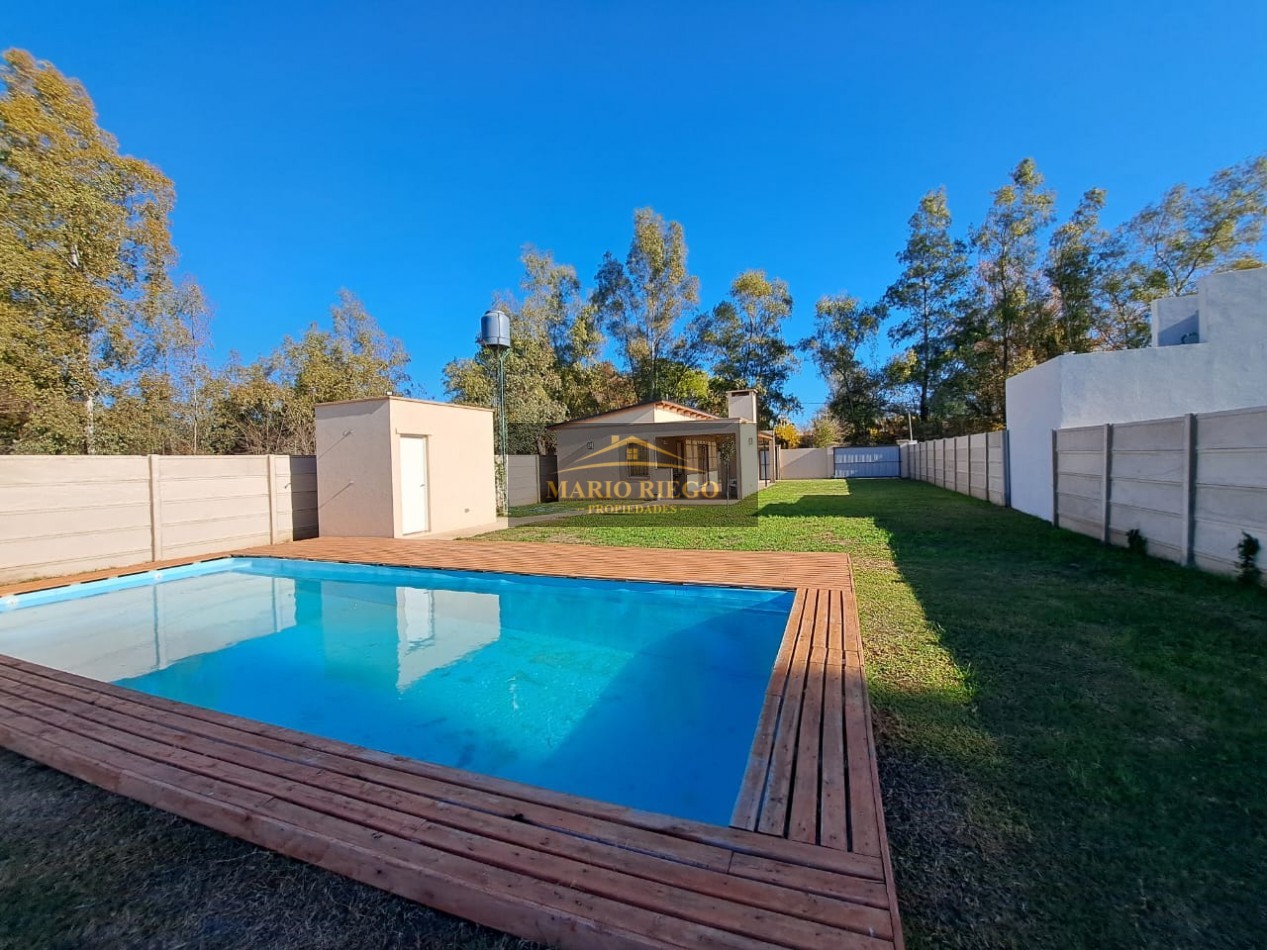 VENTA HERMOSA QUINTA CON QUINCHO Y PILETA.