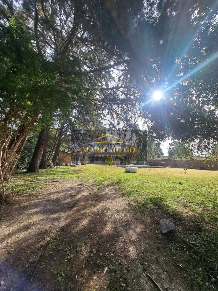 VENTA DE HERMOSA CASA QUINTA CON QUINCHO Y PILETA