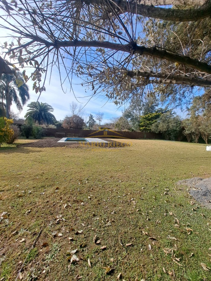 VENTA DE HERMOSA CASA QUINTA CON QUINCHO Y PILETA