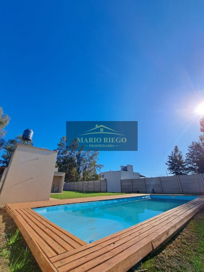 VENTA HERMOSA QUINTA CON QUINCHO Y PILETA.