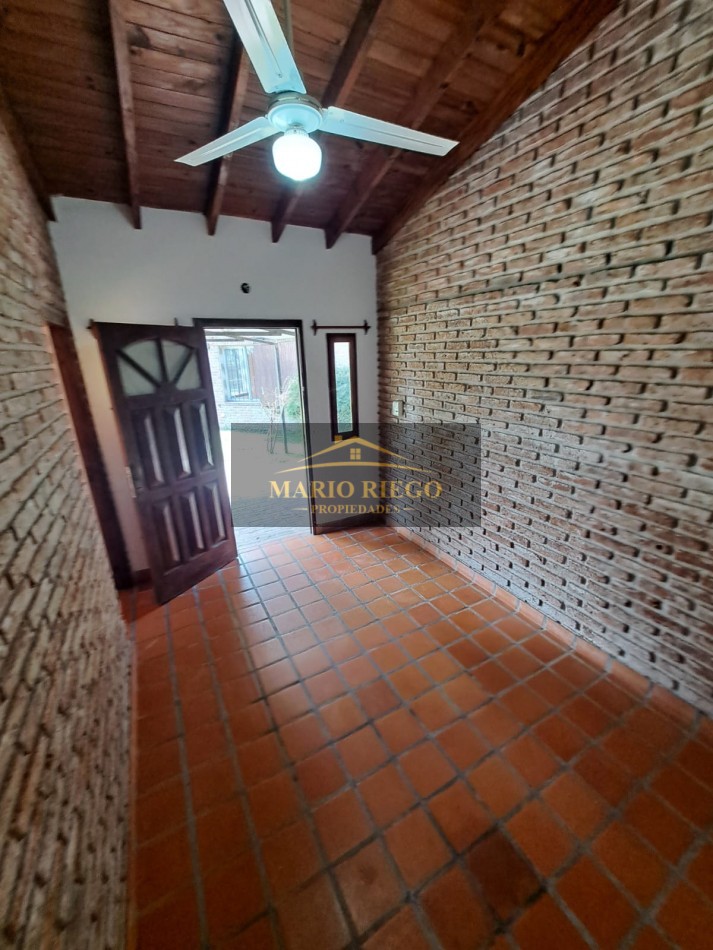 VENTA DE HERMOSA CASA QUINTA CON QUINCHO Y PILETA