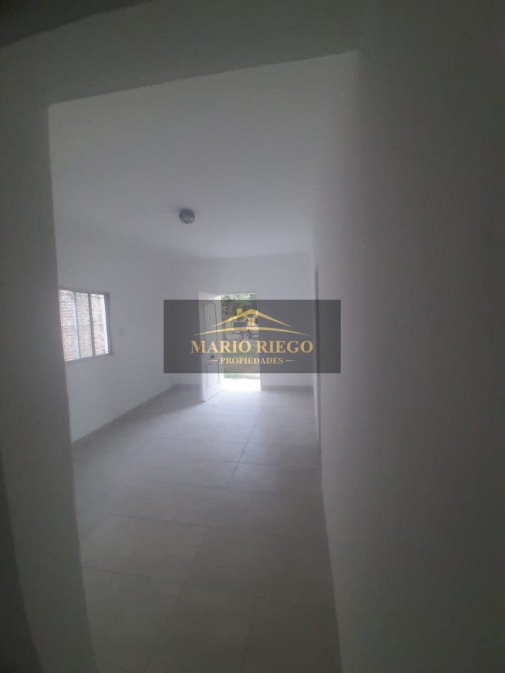 VENTA DE CASA CON TODOS LOS SERVICIOS