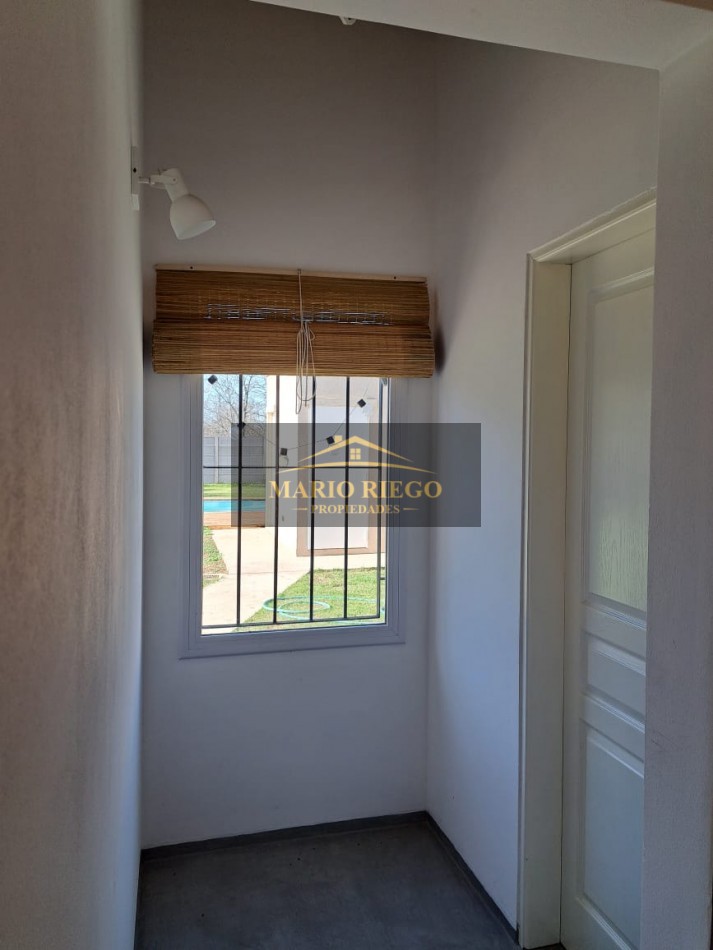 VENTA HERMOSA QUINTA CON QUINCHO Y PILETA.