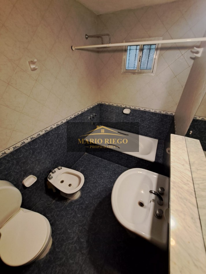 VENTA DE HERMOSA CASA QUINTA CON QUINCHO Y PILETA