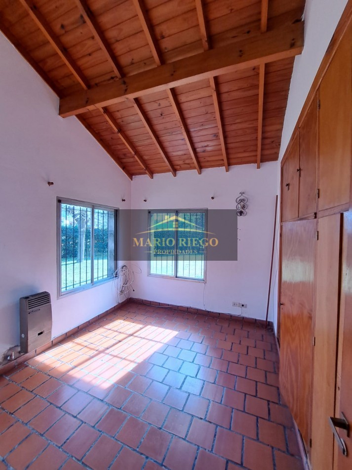 VENTA DE HERMOSA CASA QUINTA CON QUINCHO Y PILETA