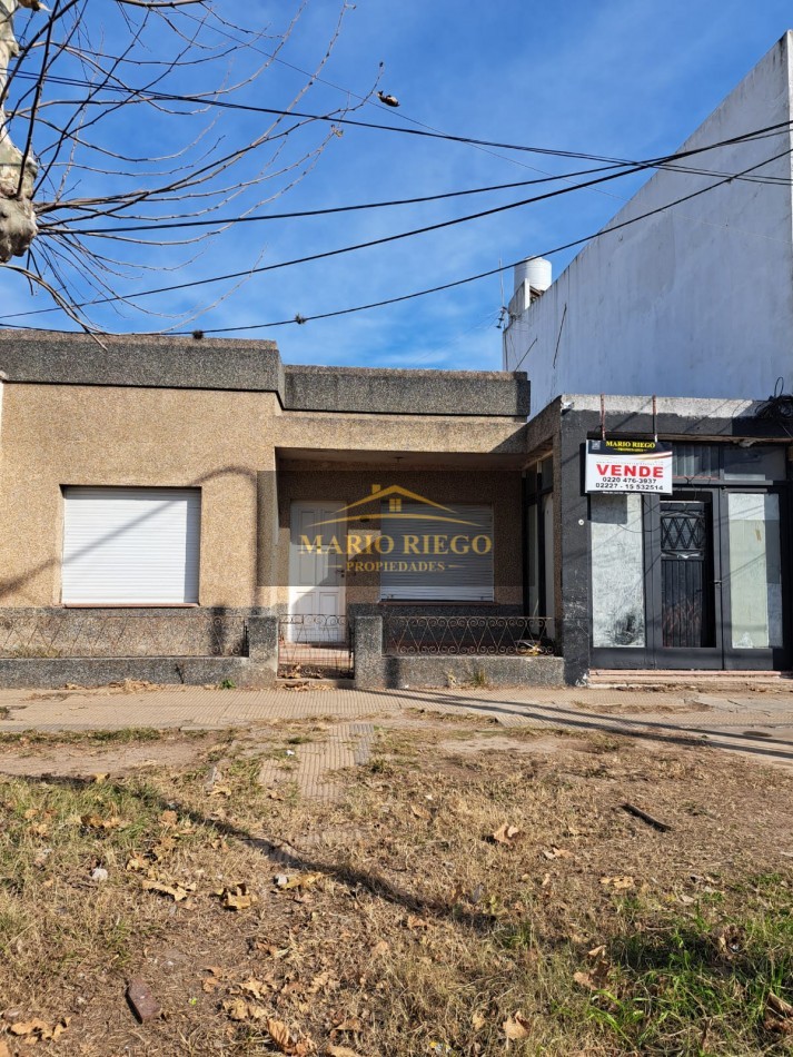 VENTA CASA CON LOCAL, EN EXCELENTE UBICACION SOBRE AVENIDA PRINCIPAL