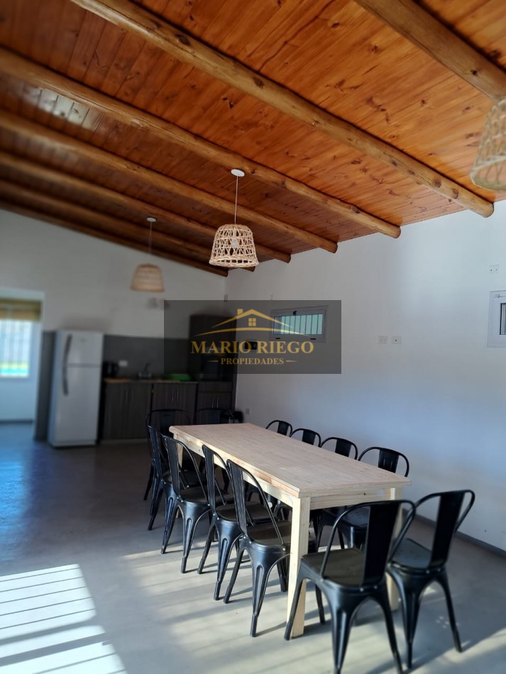 VENTA HERMOSA QUINTA CON QUINCHO Y PILETA.