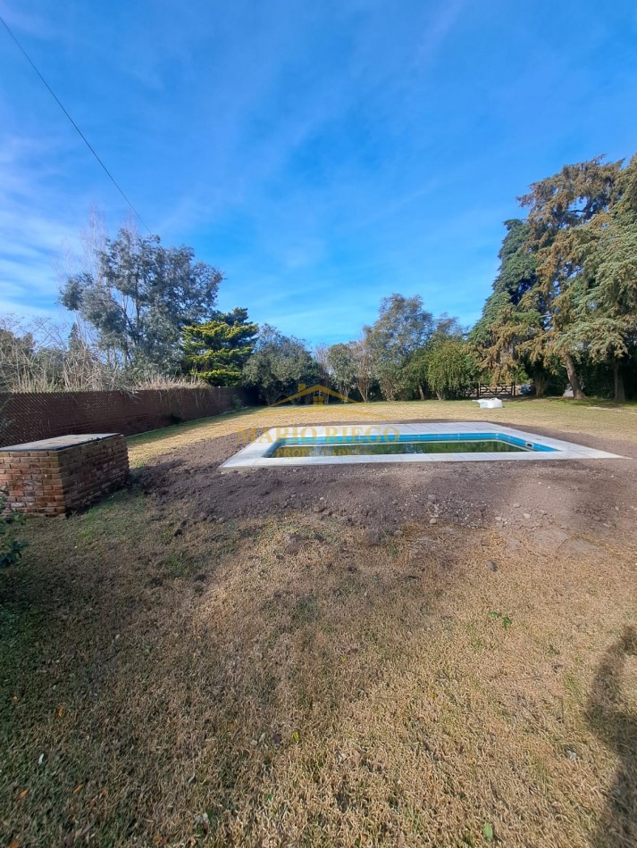 VENTA DE HERMOSA CASA QUINTA CON QUINCHO Y PILETA