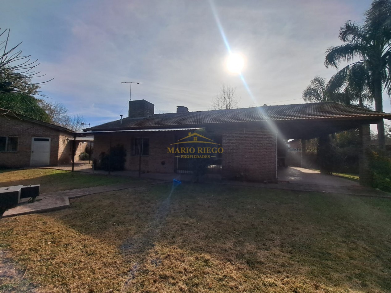 VENTA DE HERMOSA CASA QUINTA CON QUINCHO Y PILETA