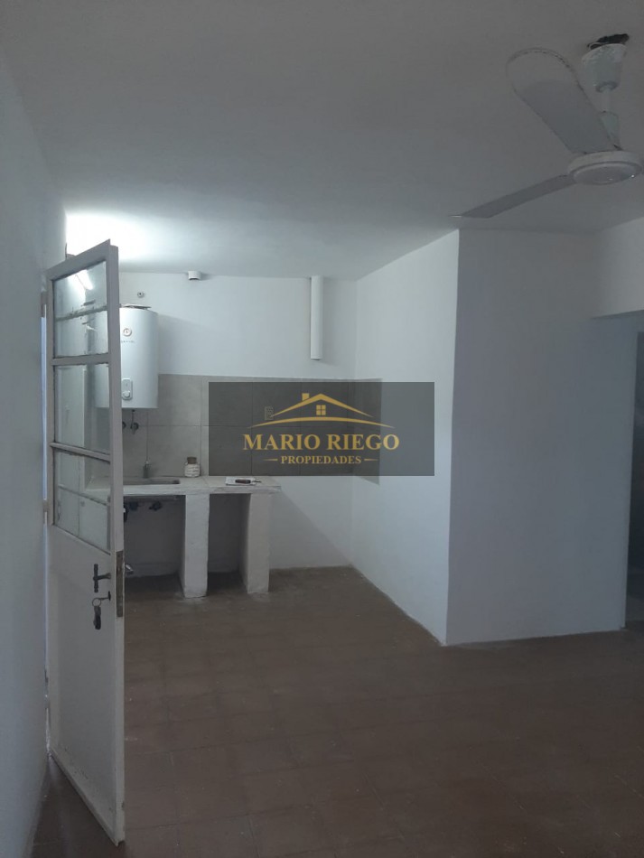 VENTA DE CASA CON TODOS LOS SERVICIOS