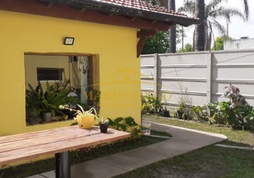 VENTA: EXCELENTE CASA CON PILETA