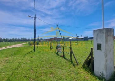 VENTA: Excelente Terreno en Esquina  Barrio Las Palmeras  (General Las Heras)