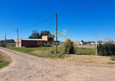 OPORTUNIDAD: VENTA DE TERRENO CON 2 DUPLEX A TERMINAR Y/O A REFORMAR. 